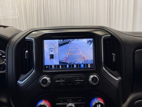 Used 2020 GMC Sierra 1500 AT4 w/ Technology Package AWD/4WD image 19