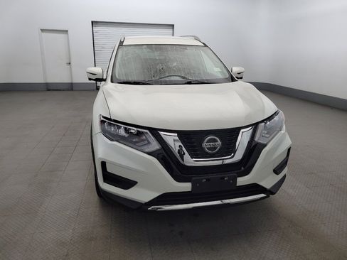 Used 2018 Nissan Rogue SV w/ Premium Package AWD/4WD image 14