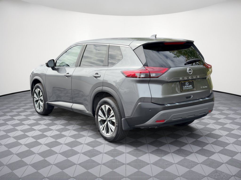 Used 2023 Nissan Rogue SV AWD/4WD image 3
