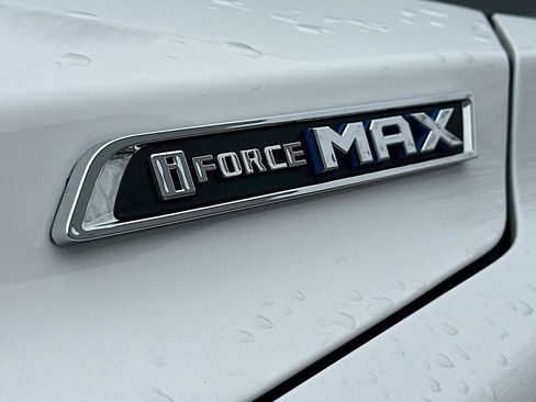 Certified 2025 Toyota Sequoia SR5 image 10