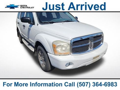 Used 2005 Dodge Durango Limited w/ Travel Convenience Group AWD/4WD image 1