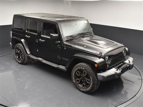 Used 2017 Jeep Wrangler Unlimited Sahara image 36