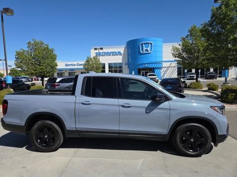 Certified 2022 Honda Ridgeline Black Edition image 4