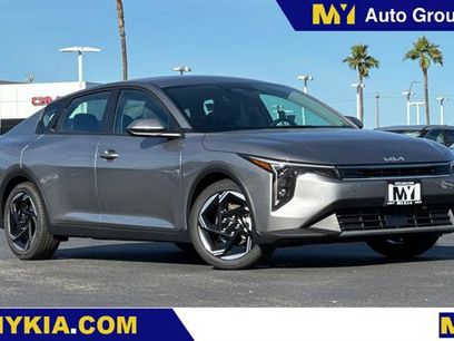 New 2025 Kia K4 EX