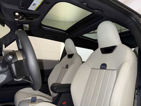 Certified 2025 MINI Cooper S image 20