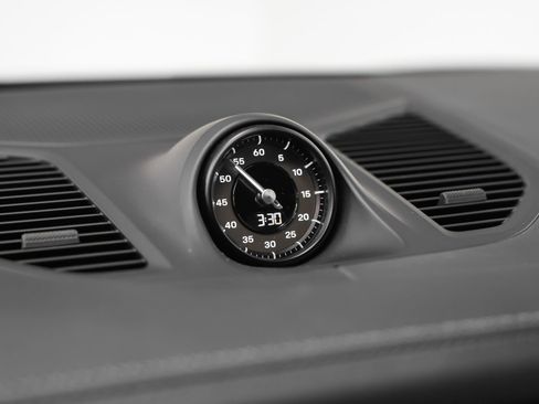 New 2025 Porsche Cayenne Turbo image 54