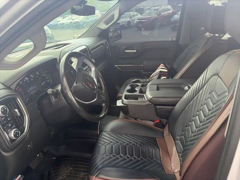 Used 2019 GMC Sierra 1500 SLE w/ SLE Value Package AWD/4WD image 8