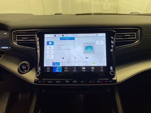 New 2025 Jeep Wagoneer Series III w/ Quick Order Package 25C Super image 14