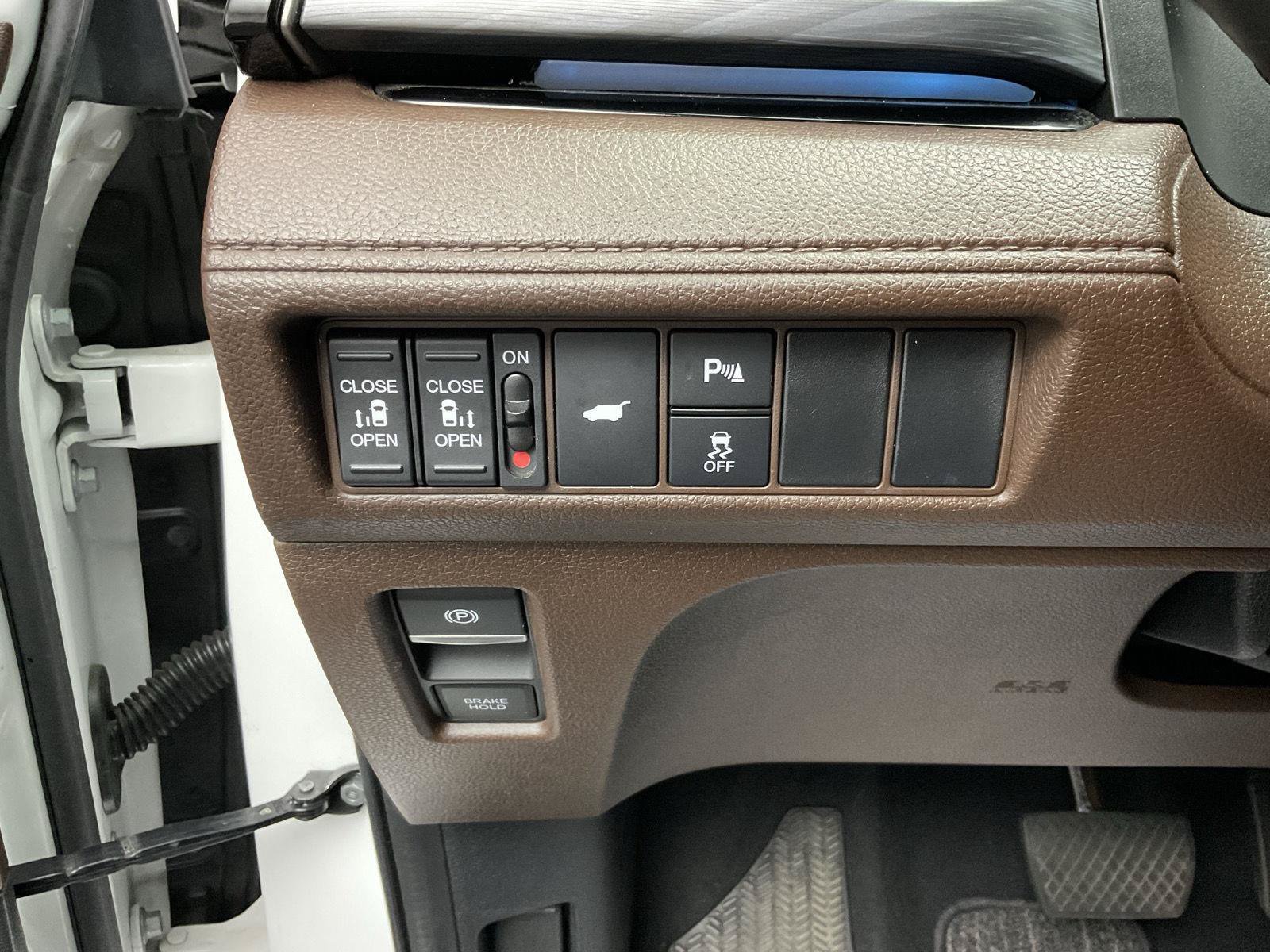 Used 2025 Honda Odyssey Elite image 13