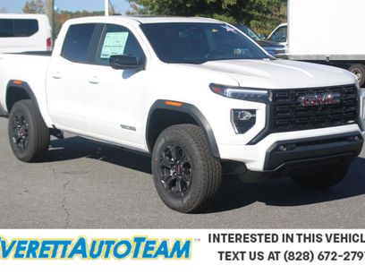 New 2025 GMC Canyon Elevation w/ Convenience Package