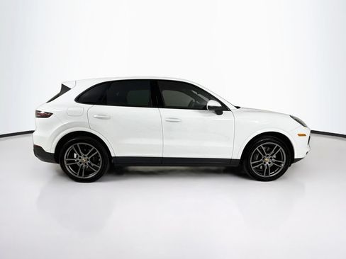 Certified 2022 Porsche Cayenne Platinum Edition AWD/4WD image 8