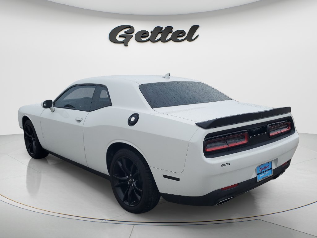 Used 2018 Dodge Challenger SXT Plus RWD image 7