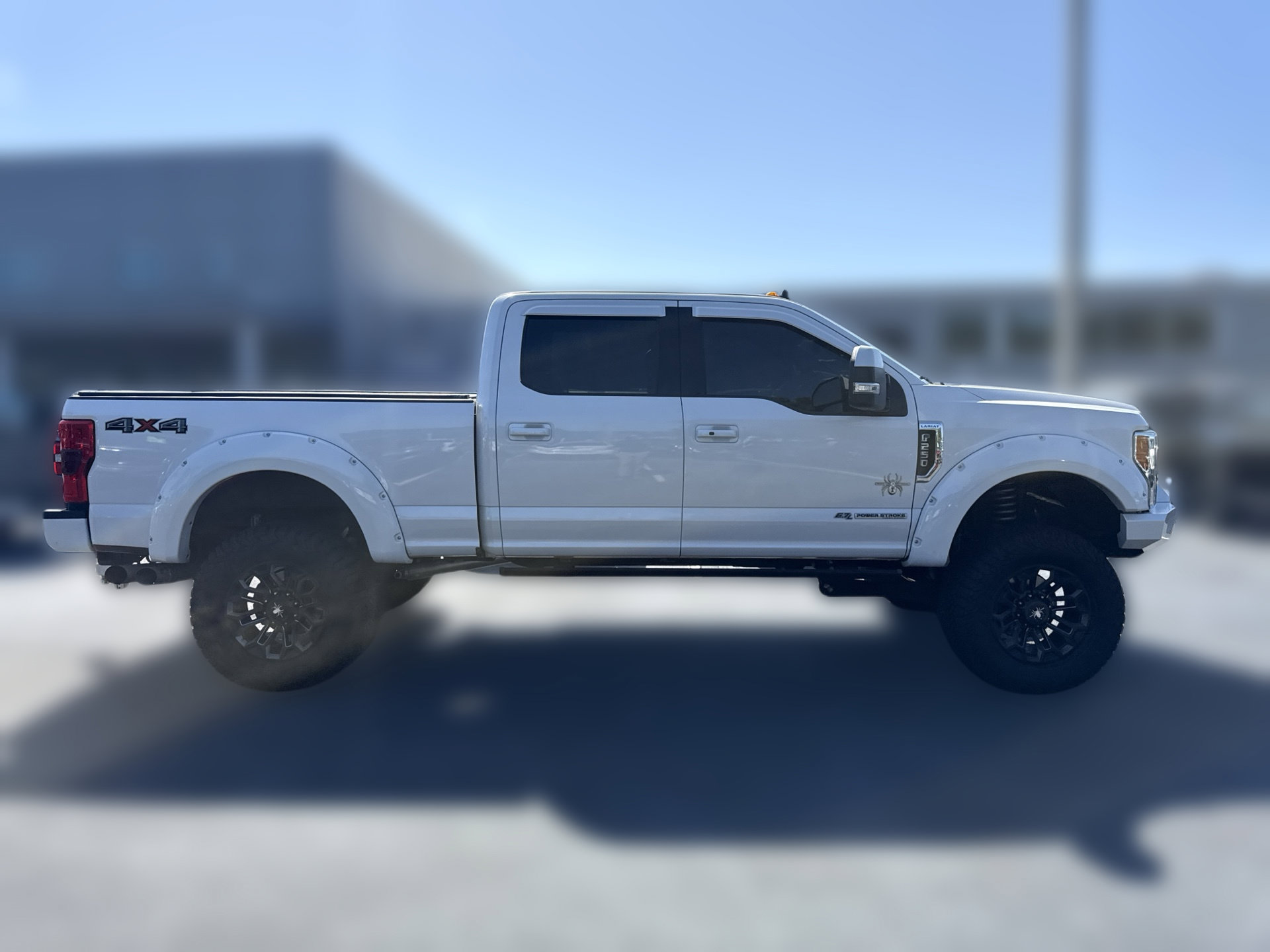 Used 2019 Ford F250 Lariat w/ Lariat Ultimate Package AWD/4WD image 2