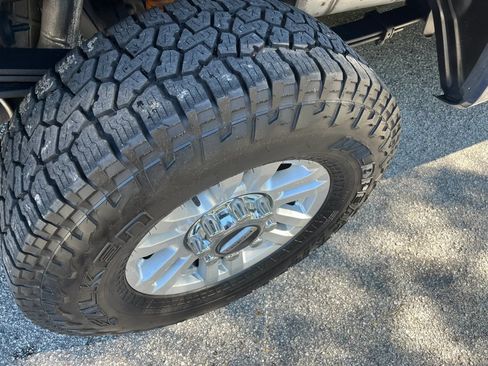 Used 2019 Ford F250 XLT AWD/4WD image 11