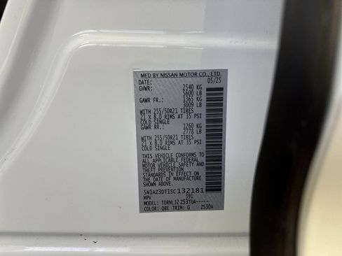 Certified 2025 Nissan Murano Platinum w/ Cargo Package AWD/4WD image 40