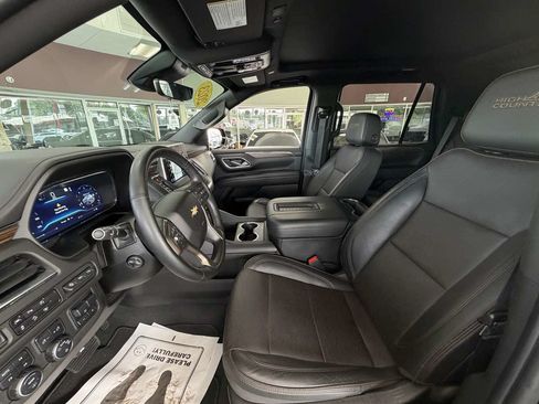 Used 2023 Chevrolet Tahoe High Country AWD/4WD image 29