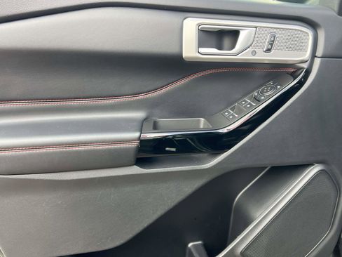 Used 2023 Ford Explorer ST-Line w/ Class IV Trailer Tow Package image 28