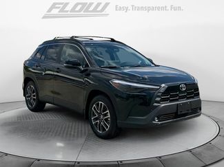 Used 2026 Toyota Corolla Cross XLE w/ Convenience Package video 1