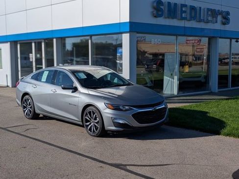 Used 2024 Chevrolet Malibu RS image 1