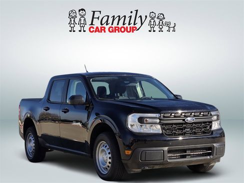 Used 2024 Ford Maverick XL image 2