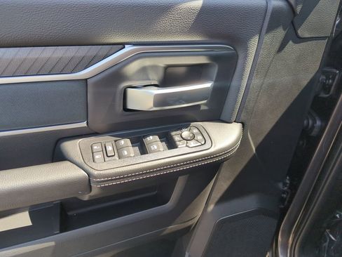 New 2026 RAM 2500 Big Horn AWD/4WD image 19