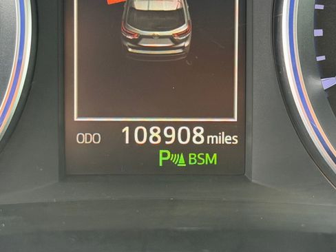 Used 2019 Toyota Highlander Limited Platinum image 23