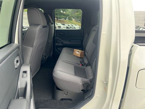 New 2026 Nissan Frontier SV w/ SV Convenience Package AWD/4WD image 24