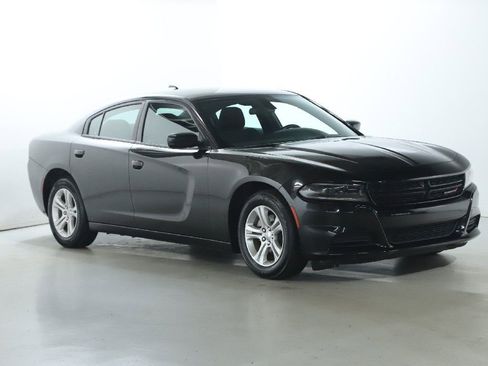 Used 2023 Dodge Charger SXT image 9