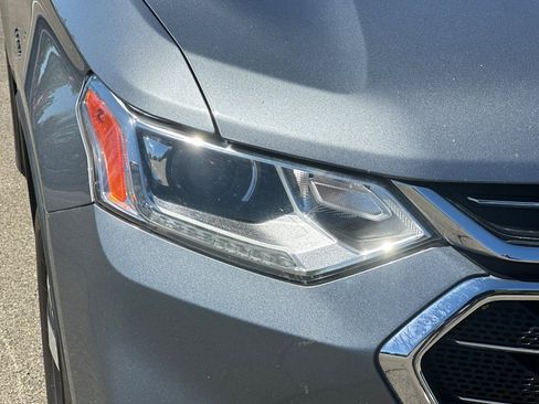 Used 2019 Chevrolet Traverse LT w/ LT Premium Package image 48