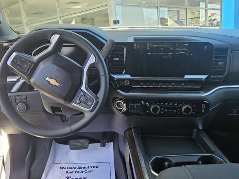 New 2026 Chevrolet Silverado 3500 LT w/ All Star Edition image 12