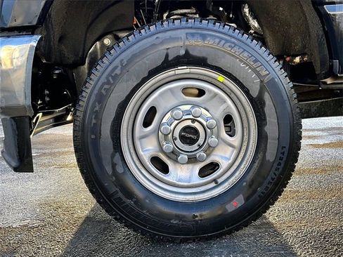 New 2026 Ford F250 XL w/ FX4 Off-Road Package image 13