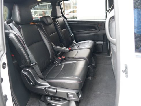 Used 2023 Honda Odyssey Sport image 39