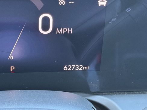 Used 2024 Buick Encore GX Sport Touring AWD/4WD image 22
