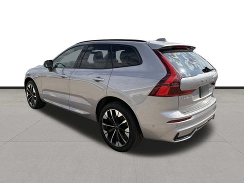Used 2026 Volvo XC60 B5 Plus AWD/4WD image 7