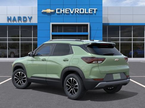 New 2026 Chevrolet TrailBlazer LT FWD image 1