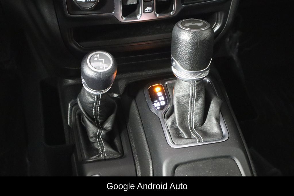 Used 2021 Jeep Wrangler Unlimited Sahara AWD/4WD image 27