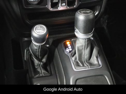 Used 2021 Jeep Wrangler Unlimited Sahara AWD/4WD image 27