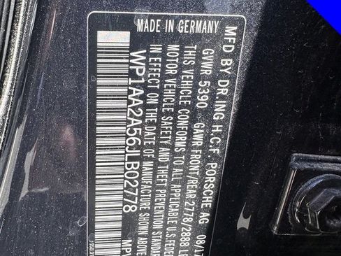 Used 2018 Porsche Macan AWD/4WD image 8