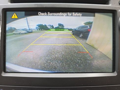 Used 2015 Buick Enclave Leather AWD/4WD image 26