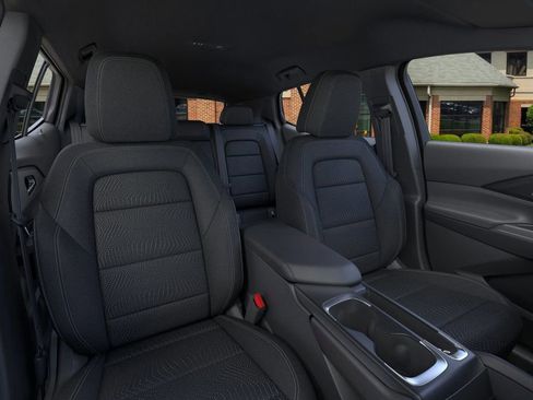 New 2026 Chevrolet Equinox EV LT image 16