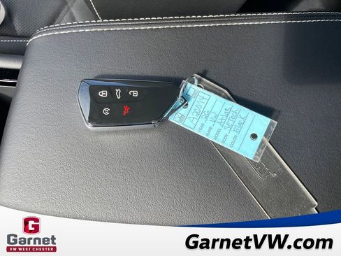 New 2026 Volkswagen Atlas SE image 26