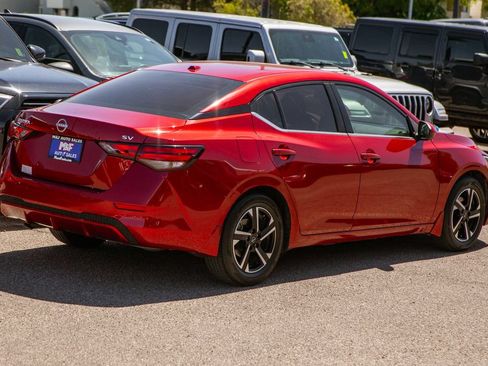 Used 2024 Nissan Sentra SV FWD image 5