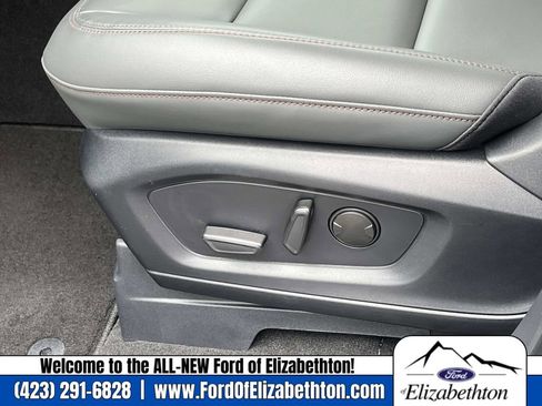 New 2026 Ford Explorer Active w/ Active Comfort Package image 24