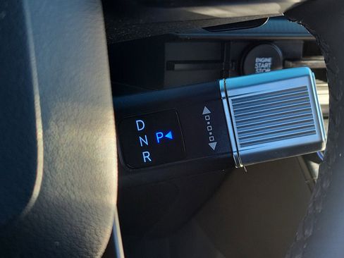 Used 2024 Hyundai Santa Fe Calligraphy image 25