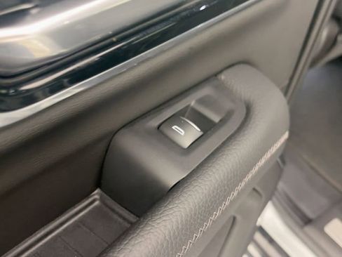 Certified 2025 GMC Yukon Denali image 21