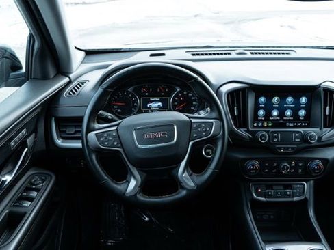 Used 2023 GMC Terrain AT4 image 15