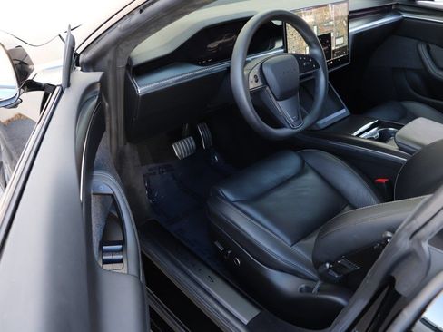 Used 2022 Tesla Model S Plaid AWD/4WD image 16