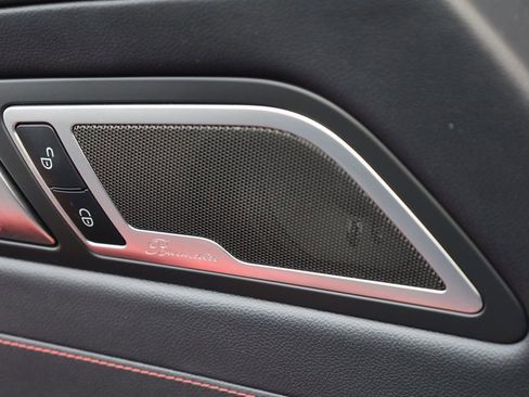 Used 2018 Mercedes-Benz AMG GT Roadster image 35