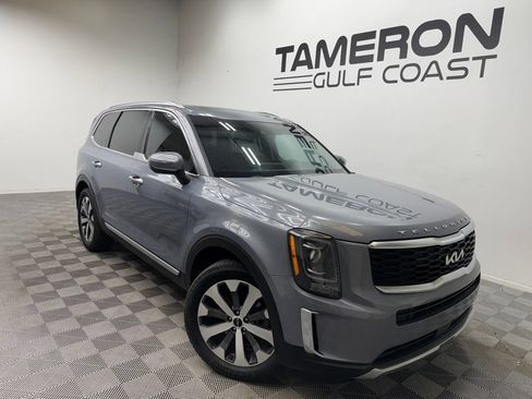 Used 2022 Kia Telluride S FWD image 1