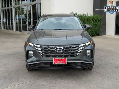 Used 2022 Hyundai Tucson SEL AWD/4WD image 2